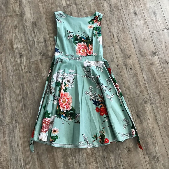Dress - Picture 1 of 1